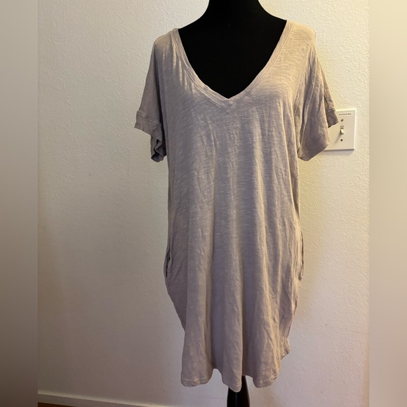 Allen Allen Tops - Allen Allen Light Beige V-Neck Tunic